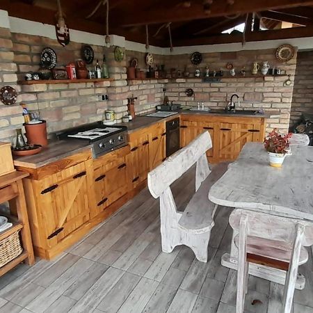 Gyoengyvirag Apartman Keszthely Exteriör bild