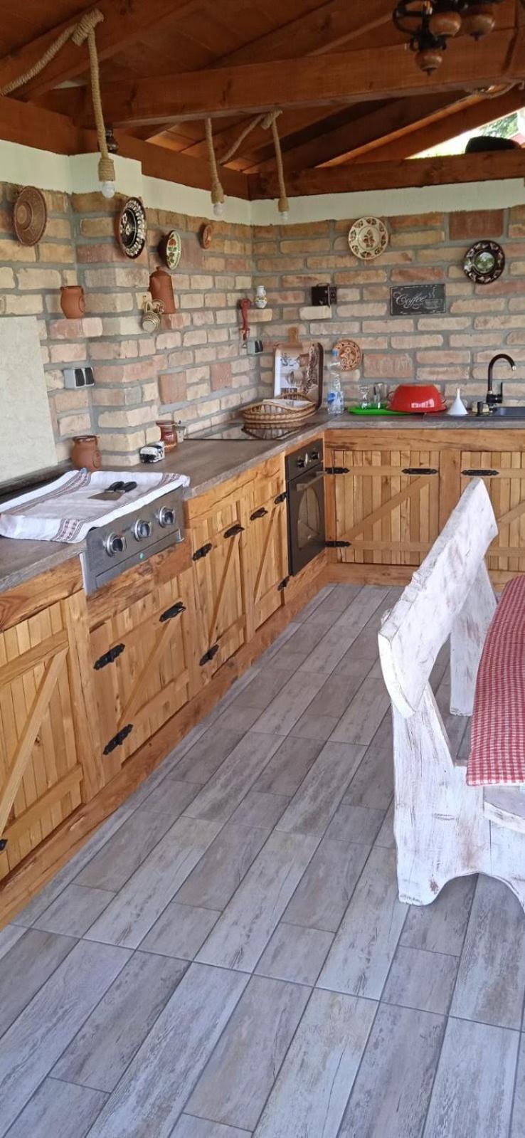 Gyoengyvirag Apartman Keszthely Exteriör bild